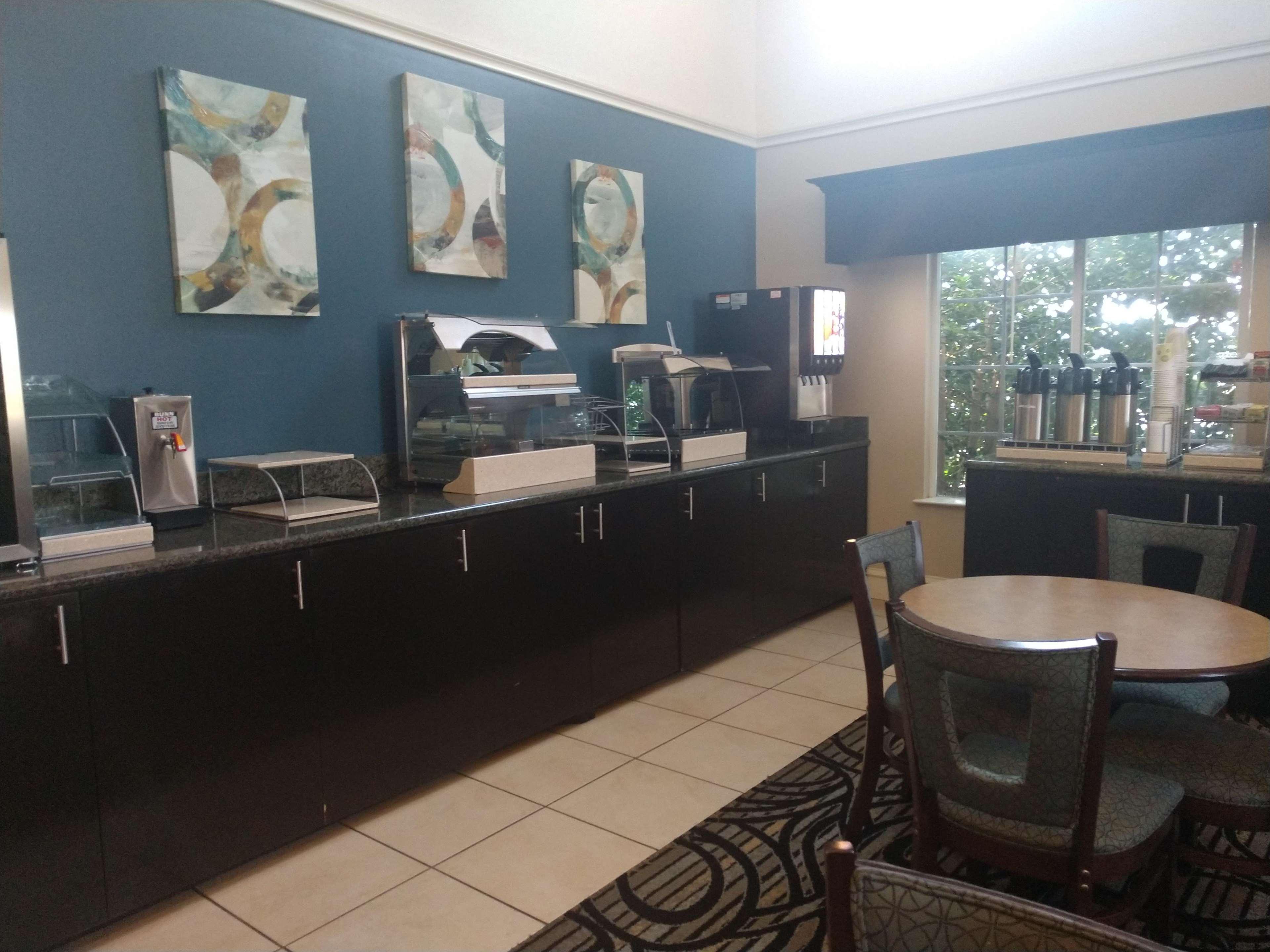 Best Western Casula Motor Inn Exterior photo
