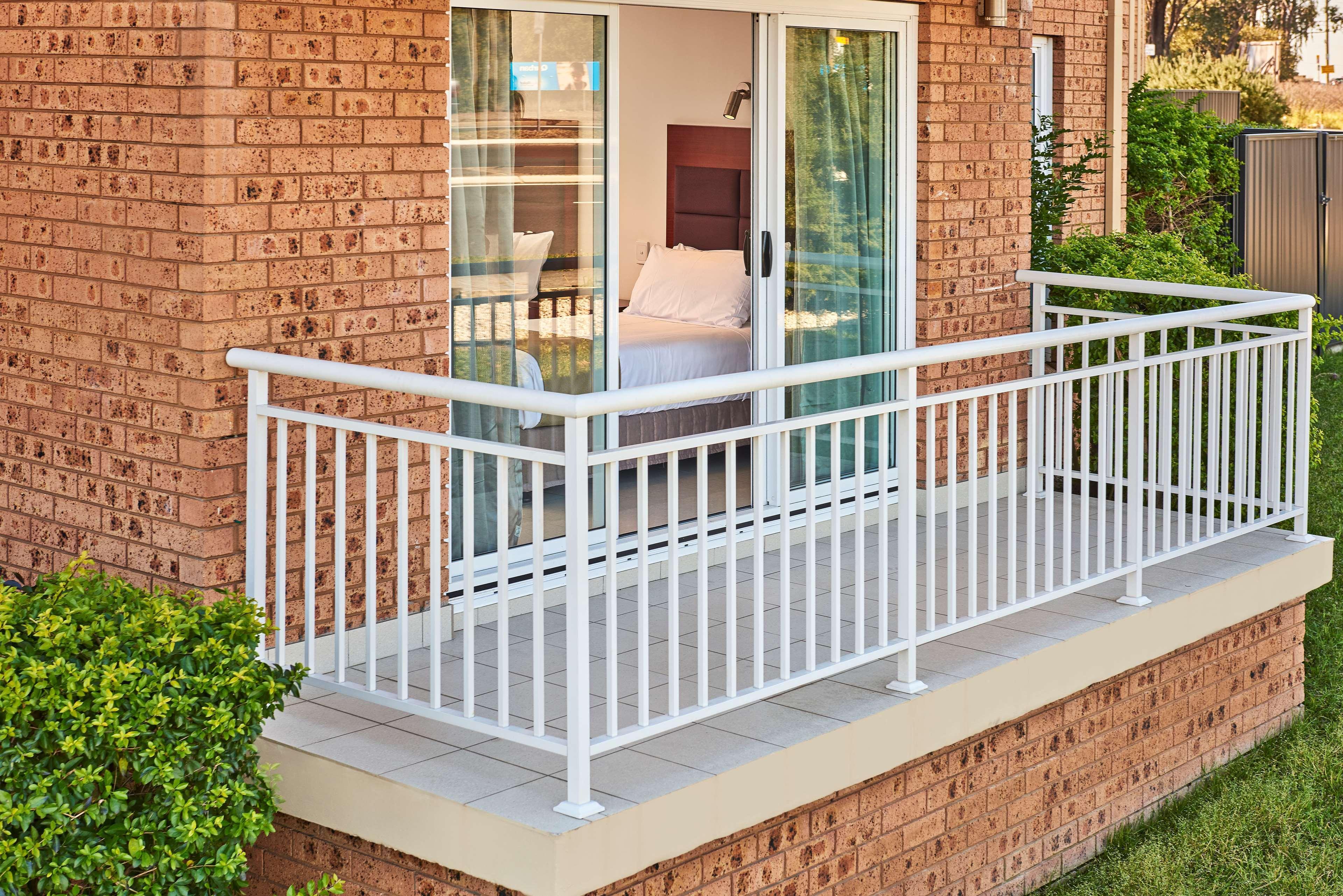 Best Western Casula Motor Inn Exterior photo