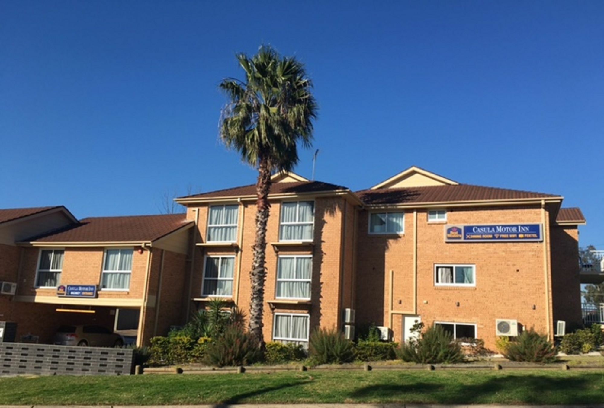 Best Western Casula Motor Inn Exterior photo
