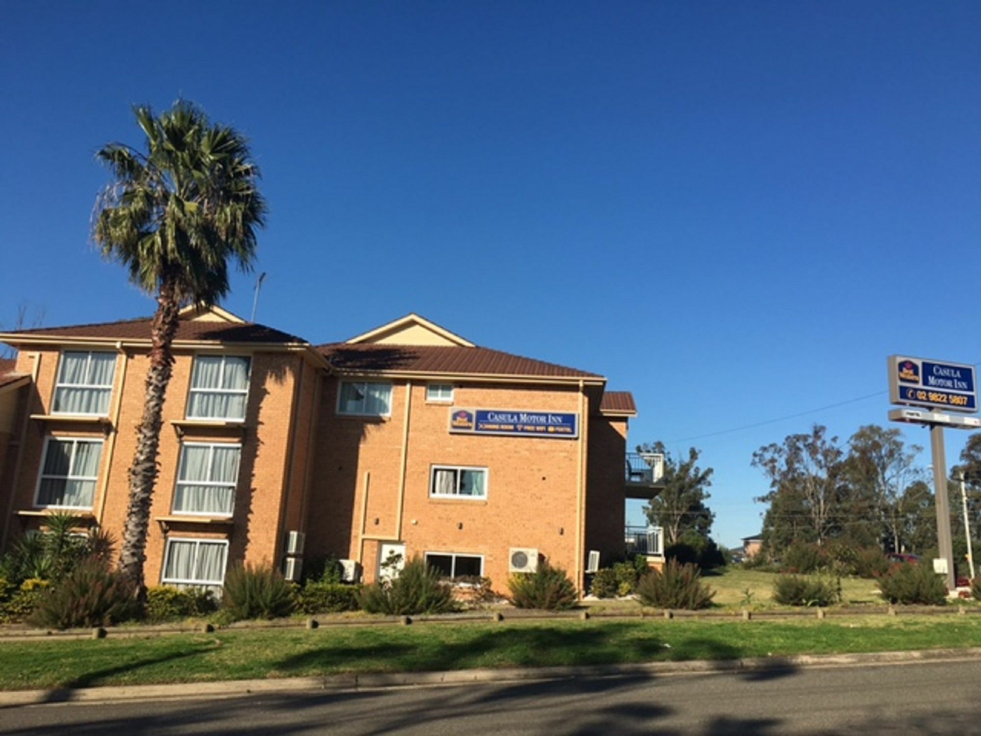 Best Western Casula Motor Inn Exterior photo