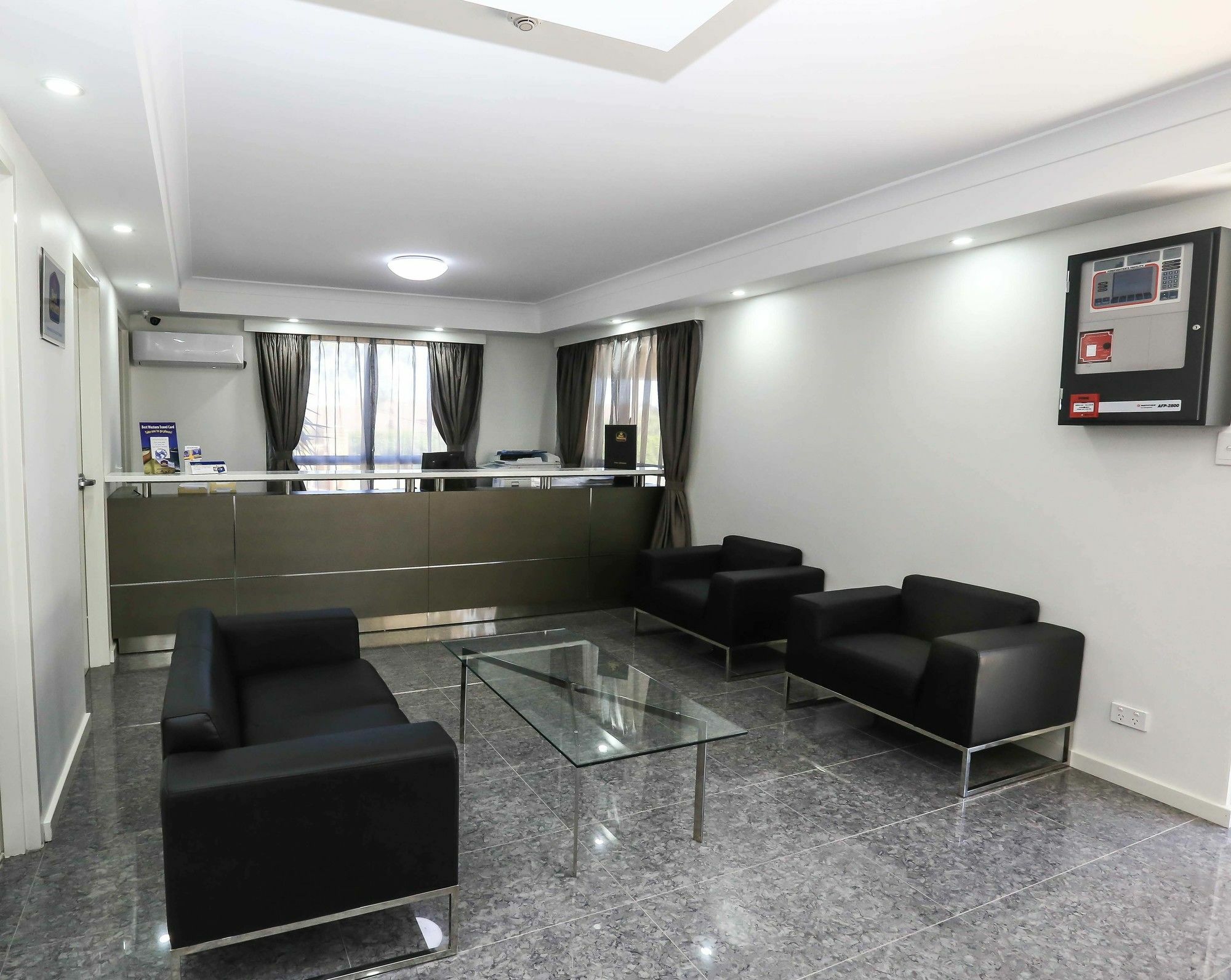 Best Western Casula Motor Inn Exterior photo