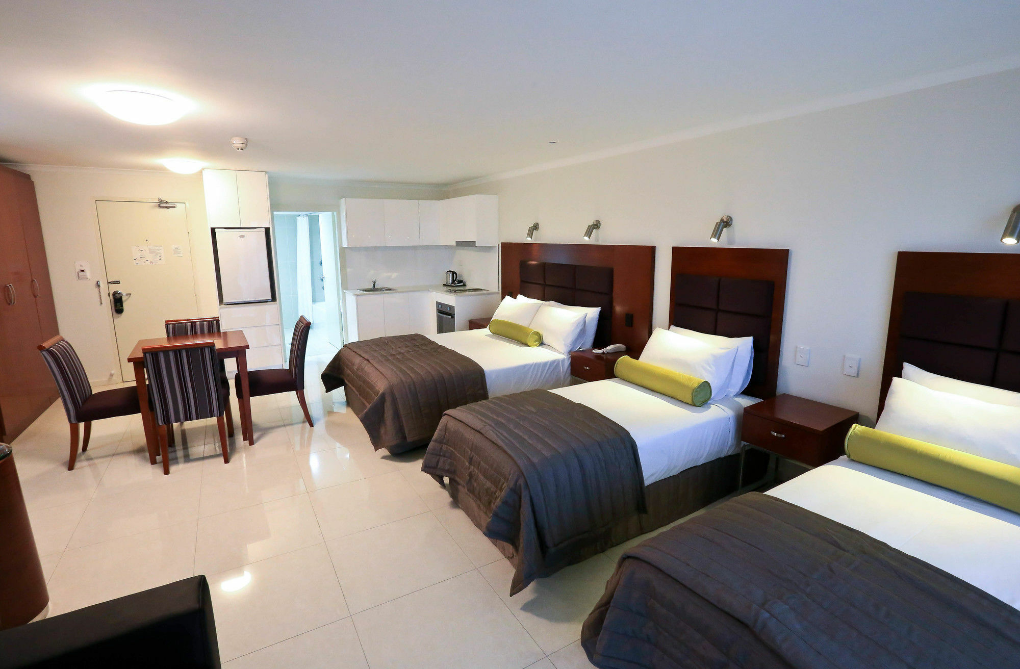Best Western Casula Motor Inn Exterior photo