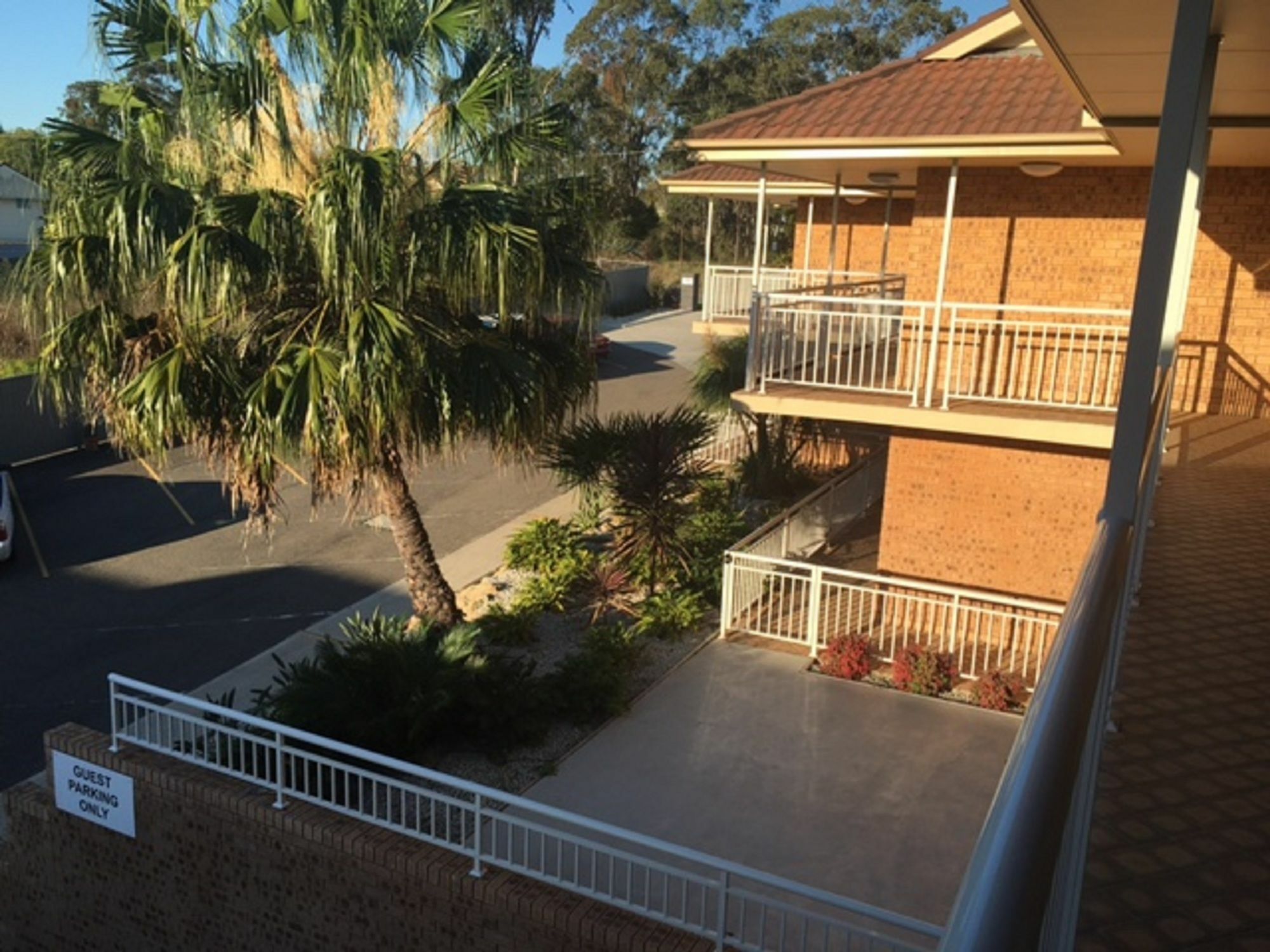 Best Western Casula Motor Inn Exterior photo
