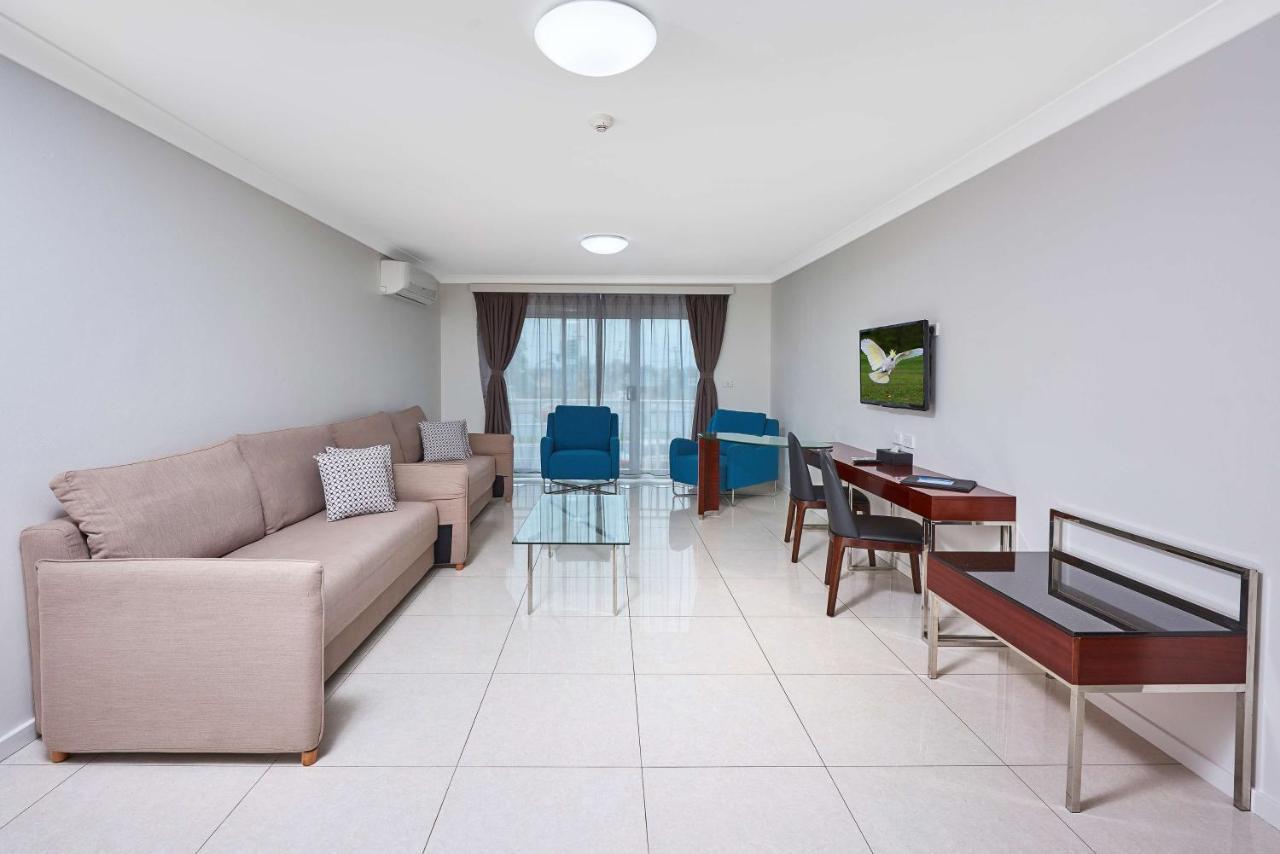 Best Western Casula Motor Inn Exterior photo
